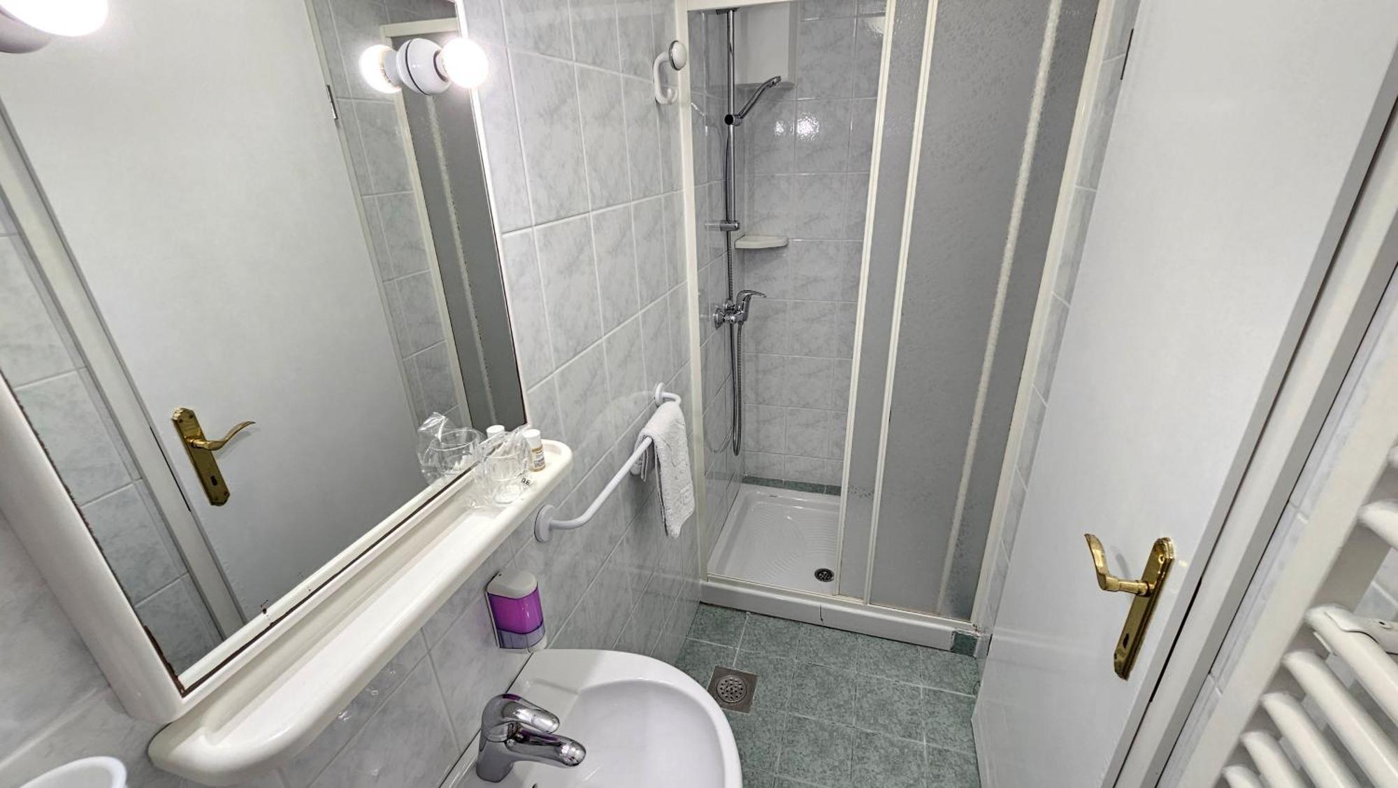 Rooms Koblar Portorož Cameră foto